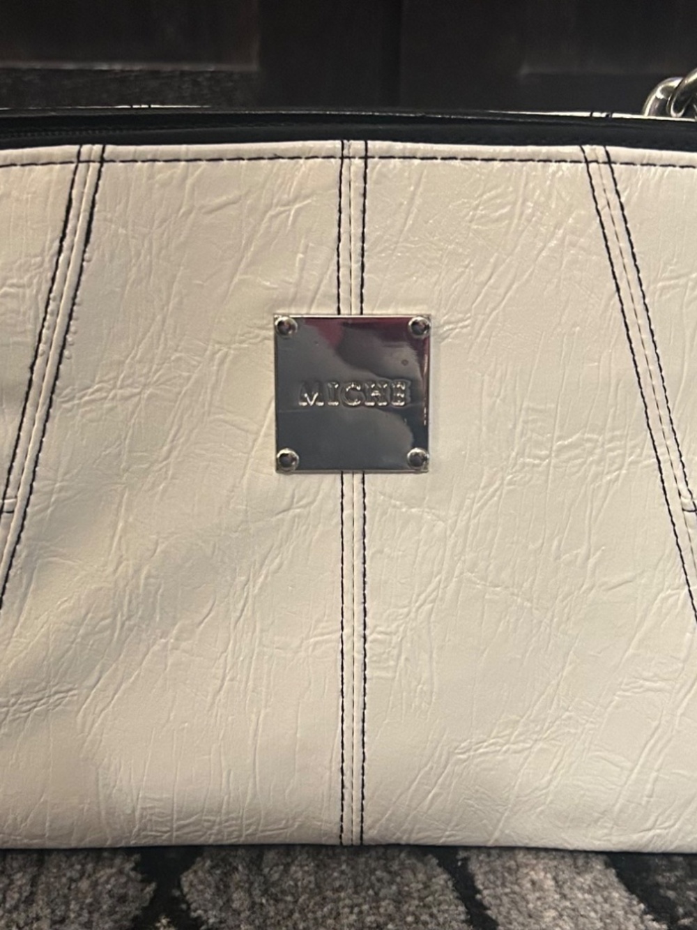 Purse with 9 Shells - Picture 4 of 11
